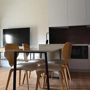 https://ledis-apartment.hotels-in-tirana.com