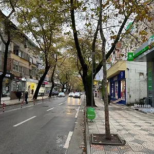 https://bliri-myslym-shyri.hotels-in-tirana.com